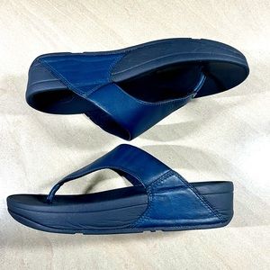 FitFlop Classic Lulu in Navy, Size 7